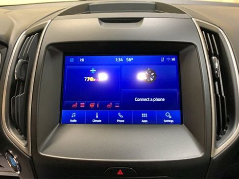 Used 2020 Ford Edge ST-Line w/ Cold Weather Package image 38