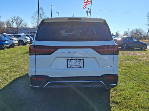 Used 2024 Lexus LX 600 F Sport image 5