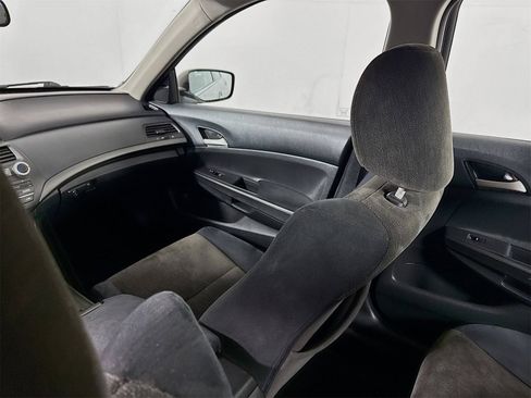 Used 2010 Honda Accord LX-P image 18