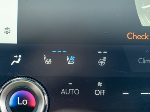 Used 2025 Lexus GX 550 AWD/4WD image 39