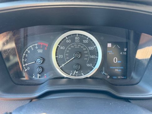 Used 2022 Toyota Corolla LE FWD image 14