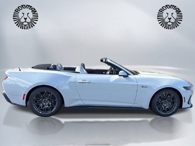 New 2026 Ford Mustang GT RWD image 5