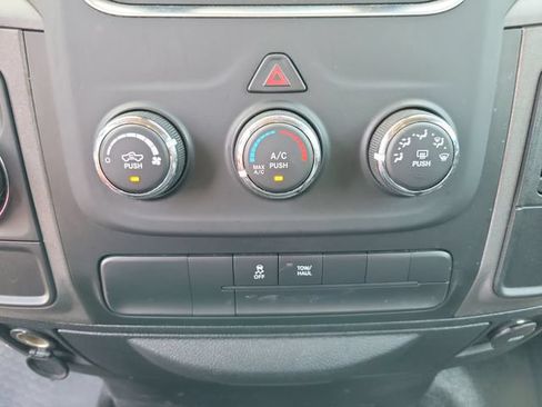 Used 2018 RAM 1500 Tradesman RWD image 19