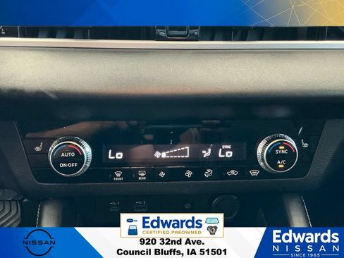 Used 2022 Mitsubishi Outlander SE AWD/4WD image 29