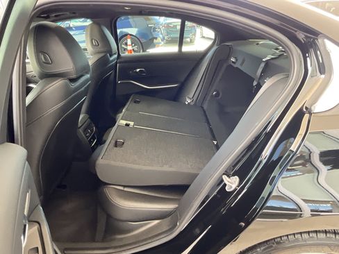 Certified 2025 BMW 330i Sedan image 29