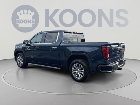 Used 2023 GMC Sierra 1500 Denali w/ Technology Package AWD/4WD image 8