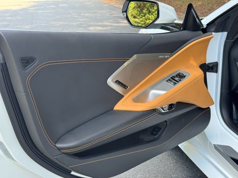 Used 2020 Chevrolet Corvette Stingray Preferred Cpe w/ 2LT Preferred Equipment Group RWD image 26