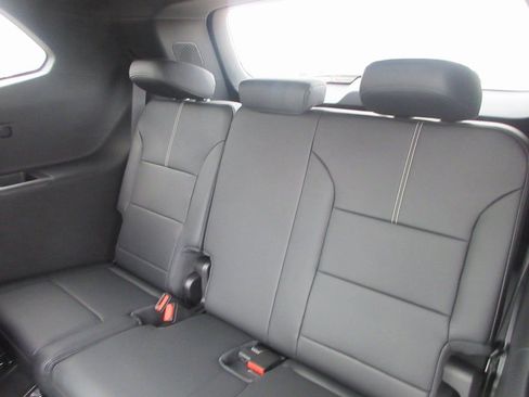 New 2026 GMC Acadia Elevation w/ Elevation Premium Package FWD image 15