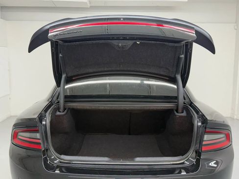 Used 2018 Dodge Charger SXT w/ Blacktop Package image 37