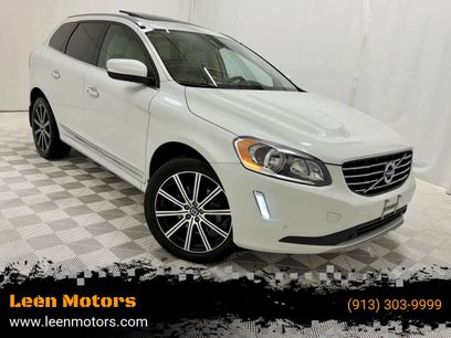 Used 2016 Volvo XC60 T5 Premier w/ Proximity Package