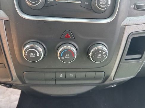Used 2014 RAM 1500 Express AWD/4WD image 17