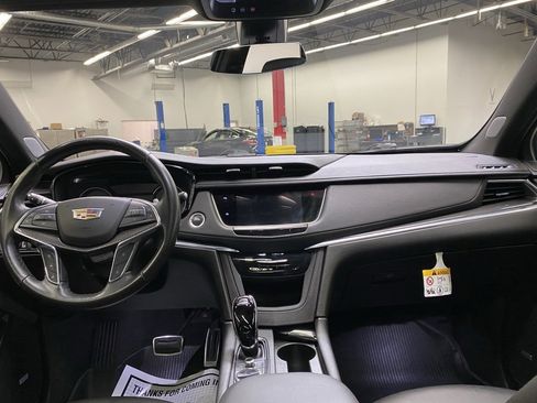 Used 2023 Cadillac XT5 Sportv image 22