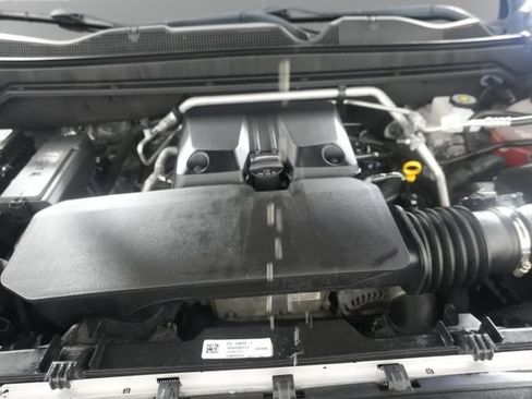 Used 2023 Chevrolet Colorado Z71 w/ Z71 Convenience Package 2 AWD/4WD image 35