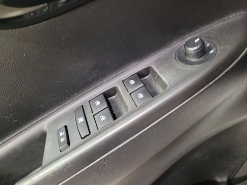 Used 2021 Chevrolet Spark LT FWD image 27