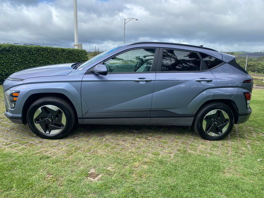 Certified 2024 Hyundai Kona SEL FWD image 4