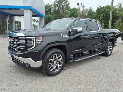 Used 2022 GMC Sierra 1500 SLT w/ SLT Convenience Package AWD/4WD image 8