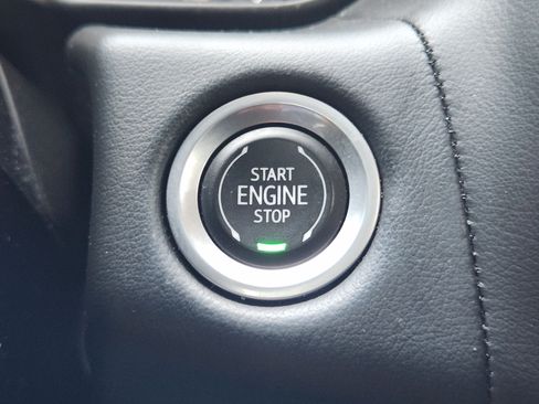 Used 2022 GMC Yukon SLT w/ SLT Premium Package RWD image 24