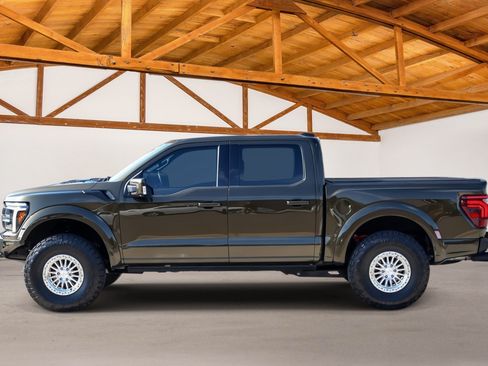 Used 2025 Ford F150 Raptor AWD/4WD image 2