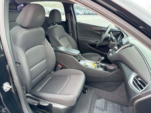 Used 2020 Chevrolet Malibu LT image 28