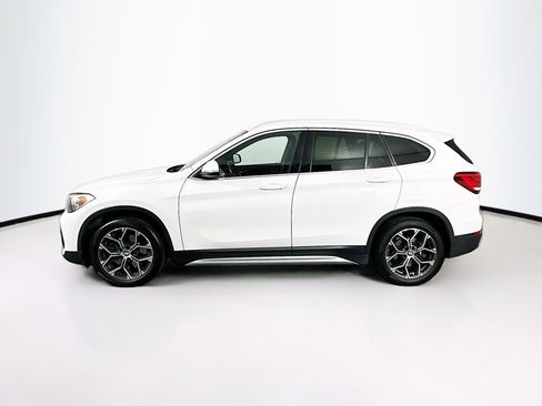 Used 2021 BMW X1 xDrive28i w/ Premium Package image 4