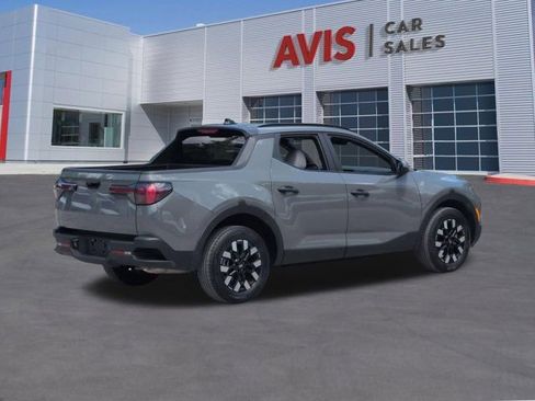 Used 2025 Hyundai Santa Cruz SEL FWD image 6