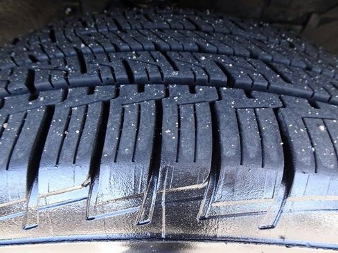 Used 2017 Buick Encore Premium w/ Experience Buick Package image 31