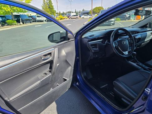 Used 2015 Toyota Corolla S FWD image 7