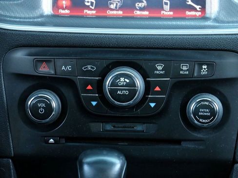 Used 2014 Dodge Charger R/T image 29