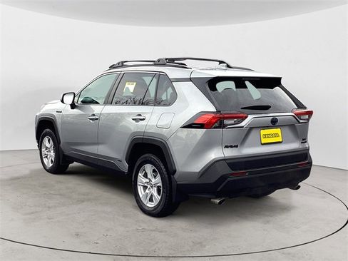 Certified 2021 Toyota RAV4 XLE image 3