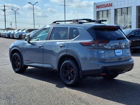 Used 2025 Nissan Rogue SV w/ Rock Creek Premium Package AWD/4WD image 6