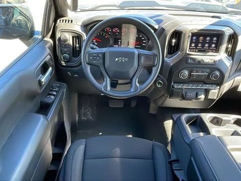 New 2026 Chevrolet Silverado 1500 Custom Trail Boss w/ LPO, Dark Essentials Package image 15