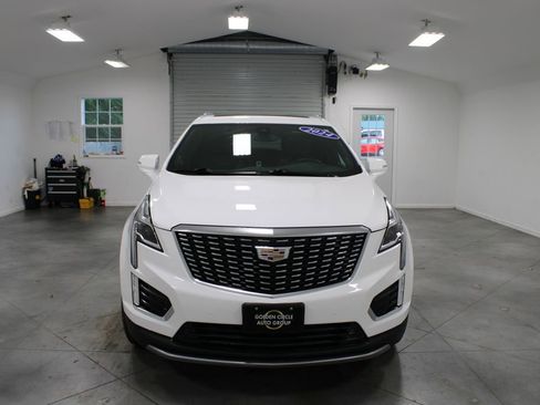 Used 2024 Cadillac XT5 Premium Luxury FWD image 3
