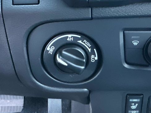 New 2026 Nissan Frontier SV w/ All-Weather Content Package image 30