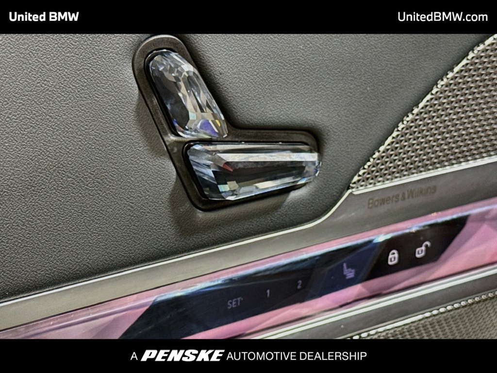 Certified 2024 BMW 740i RWD image 11