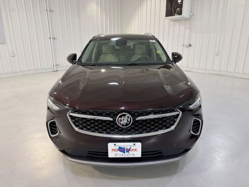 Used 2023 Buick Envision Avenir image 32