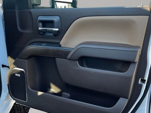 Used 2019 GMC Sierra 2500 Denali w/ Duramax Plus Package image 31