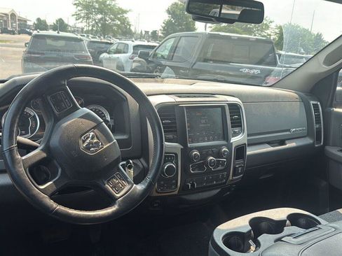 Used 2017 RAM 1500 Big Horn AWD/4WD image 11
