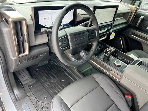 New 2025 GMC Hummer EV 2X image 6
