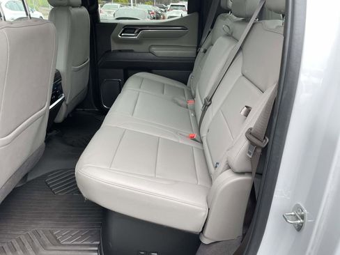 Used 2024 Chevrolet Silverado 1500 LTZ image 17