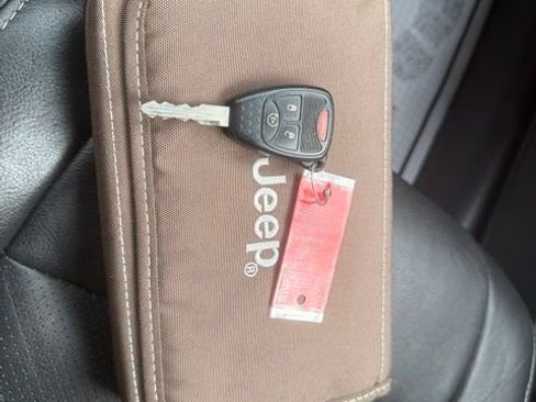 Used 2017 Jeep Compass High Altitude AWD/4WD image 20