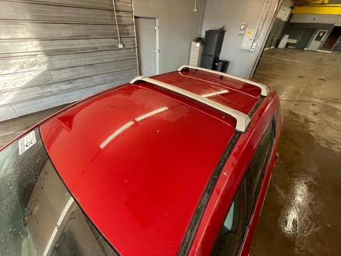 Used 2009 Pontiac Vibe w/ Preferred Package image 10