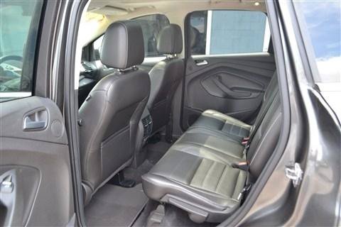 Used 2017 Ford Escape SE w/ SE Leather Comfort Package FWD image 18