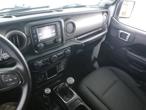 Used 2018 Jeep Wrangler Sport AWD/4WD image 24