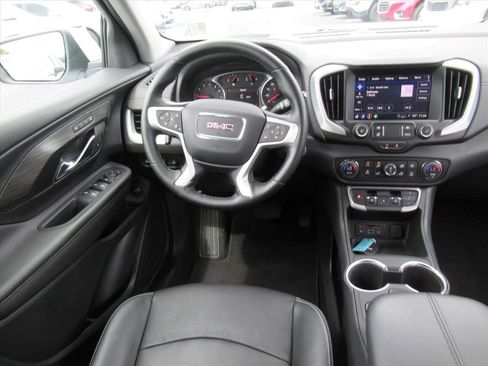 Certified 2023 GMC Terrain SLT w/ Tech Package image 14