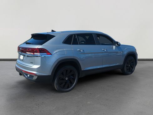 New 2026 Volkswagen Atlas Cross Sport SE AWD/4WD image 5