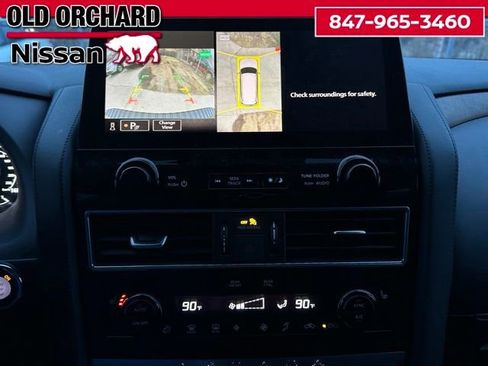 Used 2024 Nissan Armada SL image 16