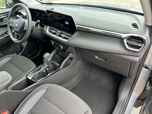 Certified 2024 Chevrolet TrailBlazer LT w/ Driver Confidence Package image 29