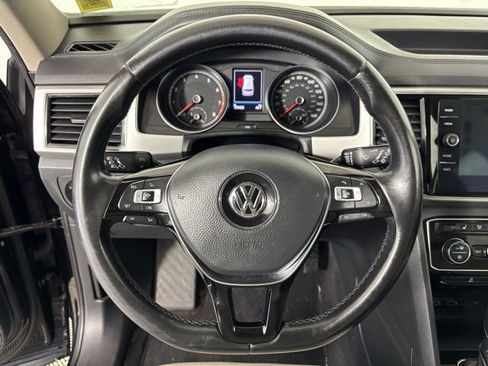 Used 2018 Volkswagen Atlas SEL AWD/4WD image 12
