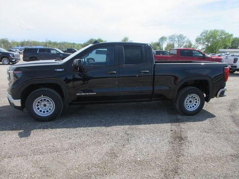 New 2026 GMC Sierra 1500 Pro image 7