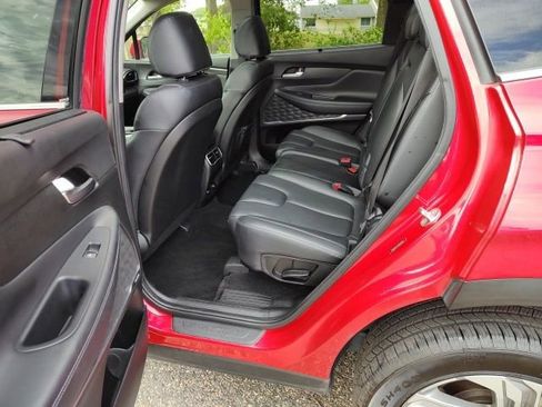 Used 2023 Hyundai Santa Fe SEL w/ Premium Package image 21